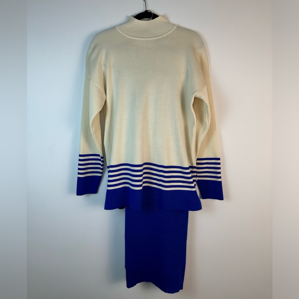STRIPED TURTLENECK SWEATER AND PANTS SET